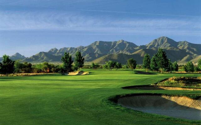 Hampton Inn & Suites Scottsdale at Talking Stick