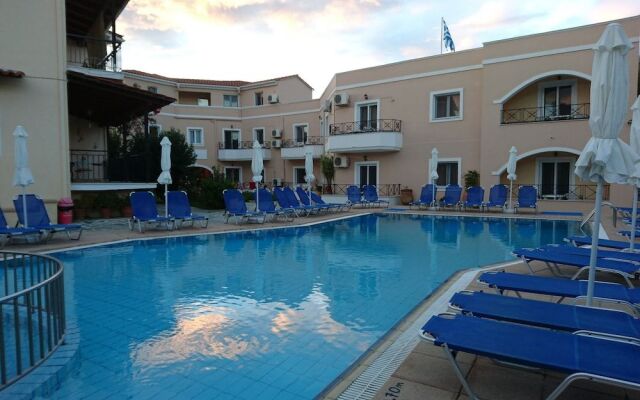 Doras Zante Studios & Apartments