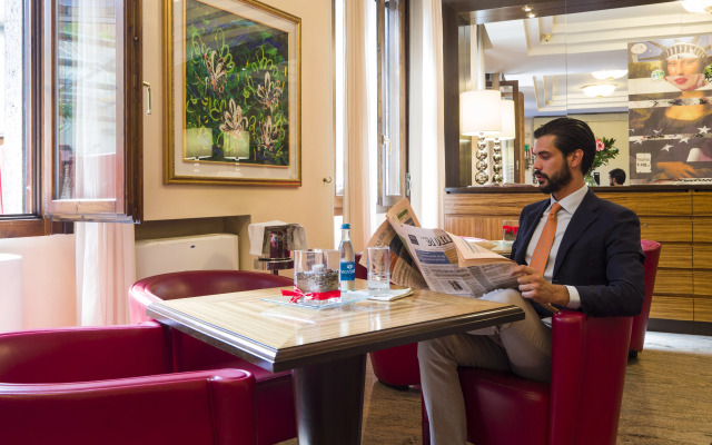 Hotel Carrobbio