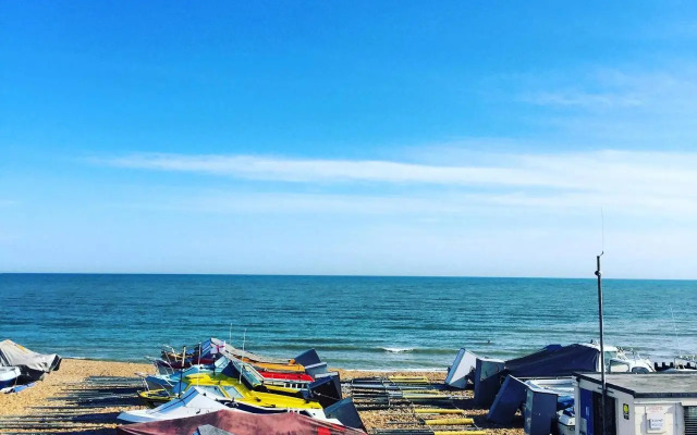 11B Beachside