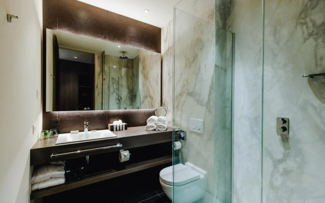 Terhills Hotel