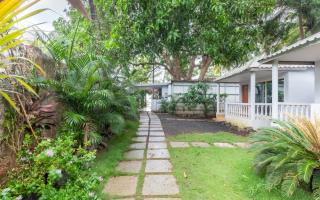 OYO 42083 La Riviere Resort