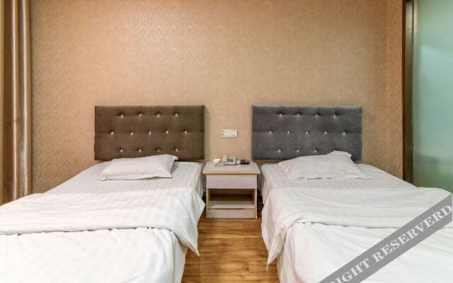 Yunmeng Ruixin Express Hotel