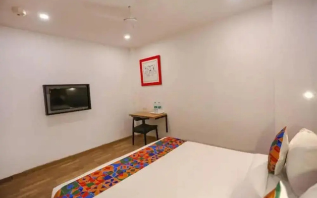Fabhotel Divine