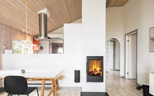 Quaint Holiday Homein Hjørring With Whirlpool