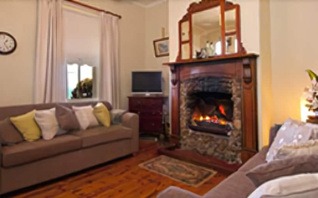 Charlie Bates Cottage