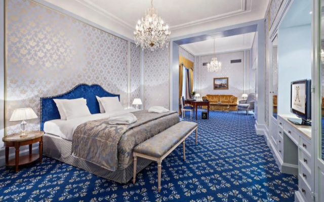 Отель Metropole