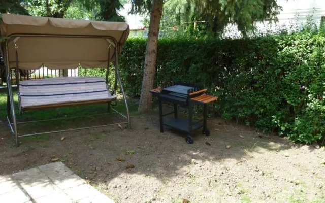 Holiday home Akacfa utca