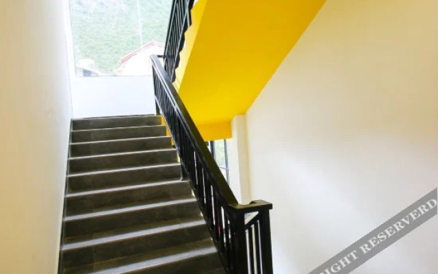 University Student International Hostel