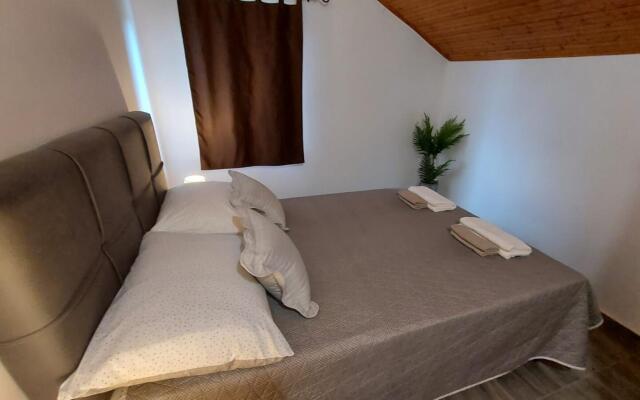 Apartment Meri in Grebastica