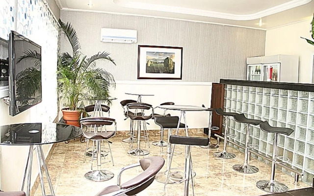 The Carlton Gate Hotel