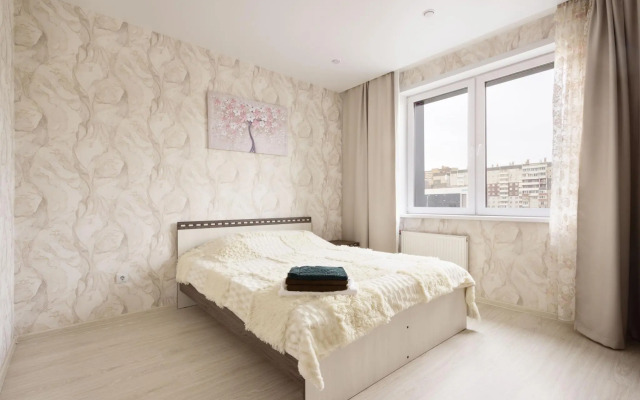 Апартаменты на улице Авиаторов 43