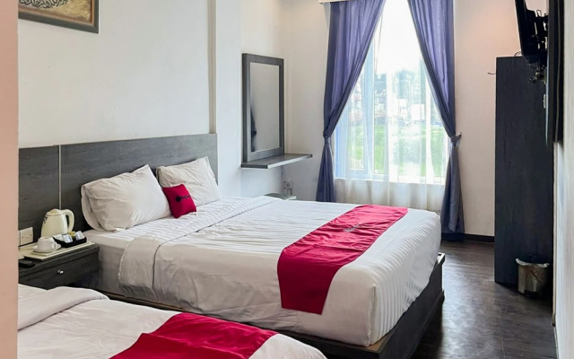 RedDoorz Syariah at HDH Hotel Padang Panjang – Guest Rooms – Padang Panjang
