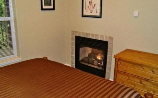 Creekside Inn & Resort