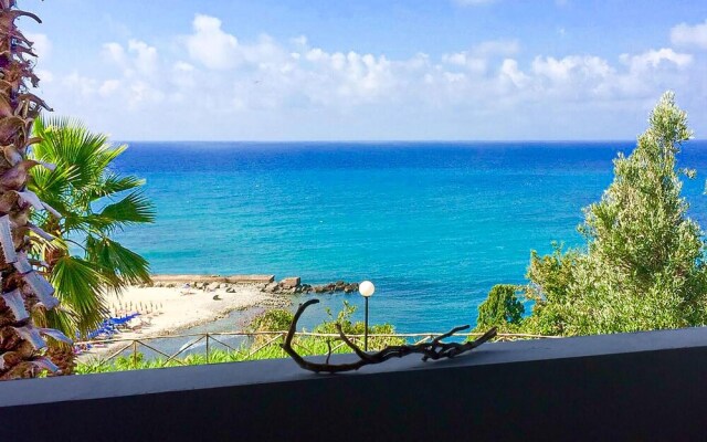 Beautiful Apartment in Briatico With 4 Bedrooms and Wifi