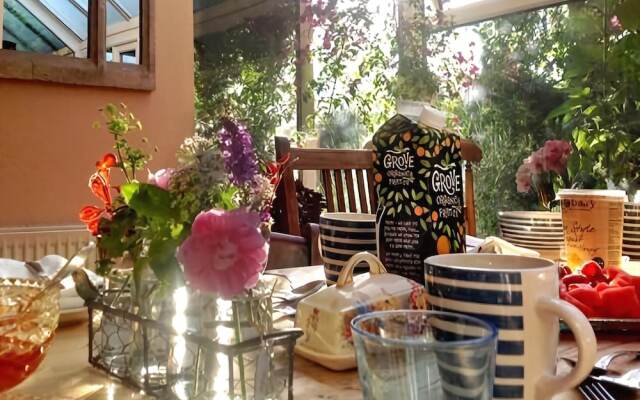 Mulberry Cottage B&B