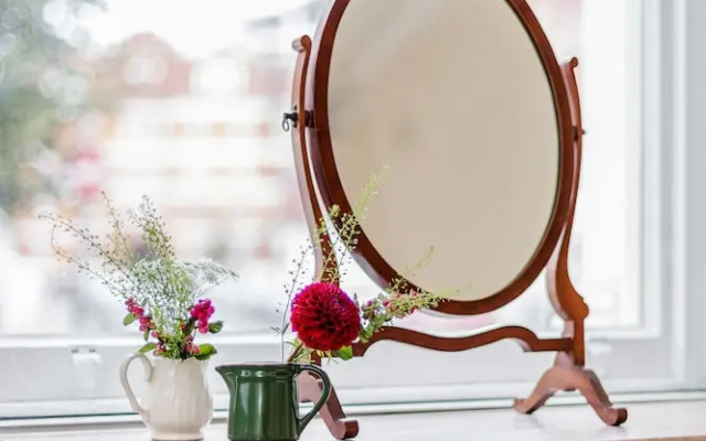 Charming Grand One bedroom