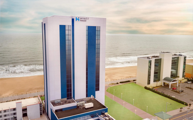 Hyatt House Virginia Beach / Oceanfront