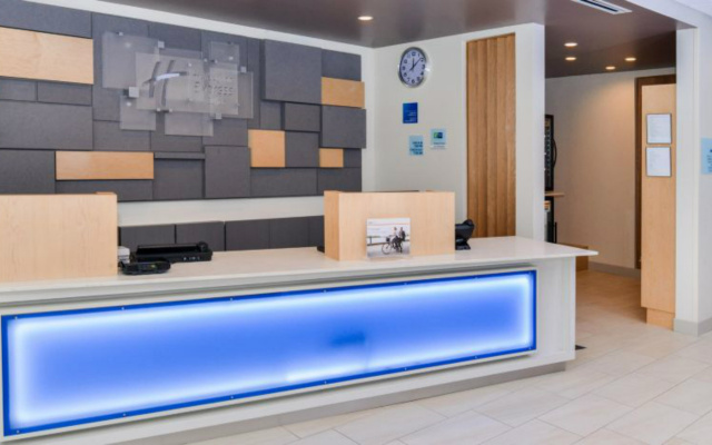 Holiday Inn Express Alliance by IHG