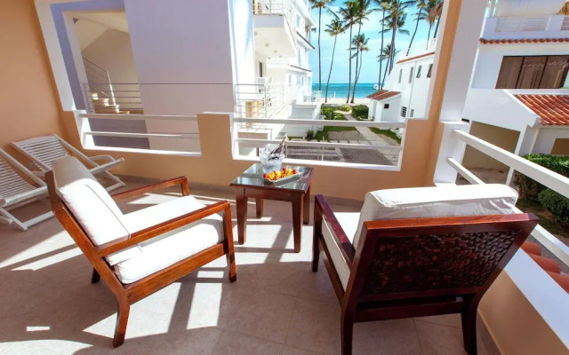 LOS CORALES VILLAS and SUITES