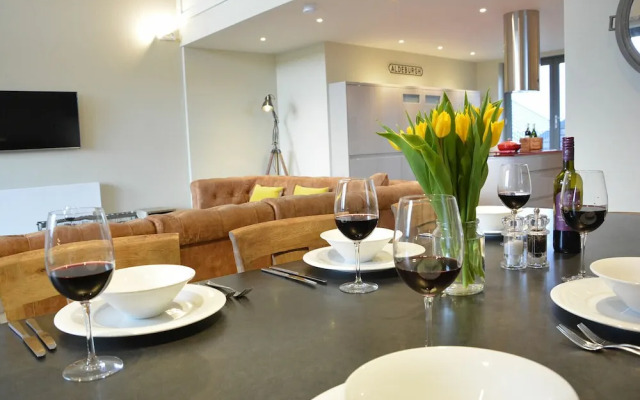 King George Penthouse