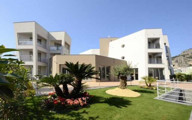 Astro Suite Hotel
