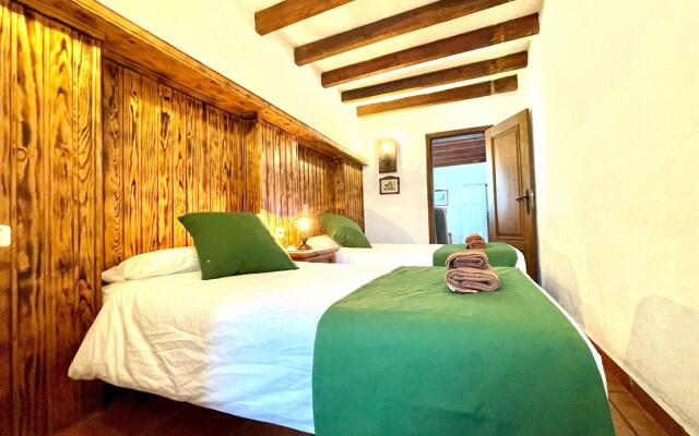 Apartment in rural house with Wifi and ocean view