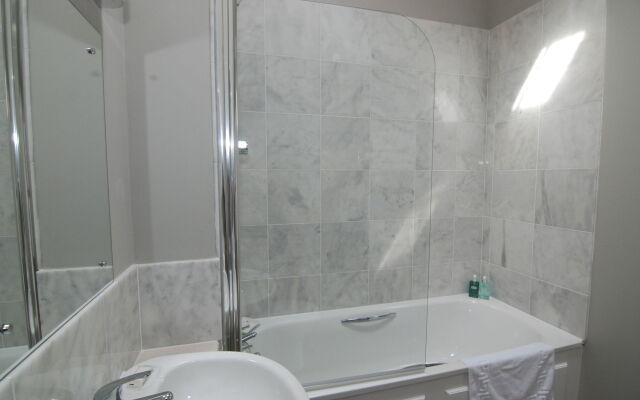 Meikleour Arms Hotel and Restaurant