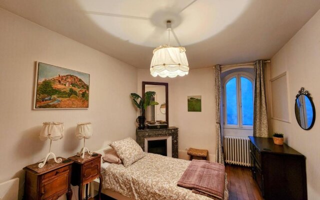 Apartment Bonnard