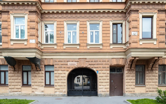 Студии на Писарева 14