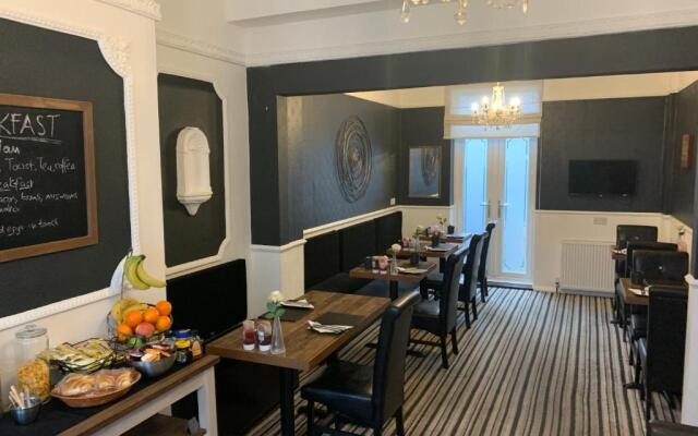 Queen Anne's Guest House
