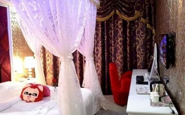 Set Chain Hotel