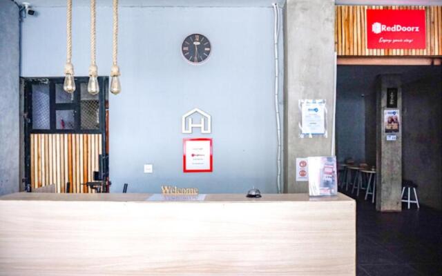 RedDoorz Hostel near Lippo Mall Kuta
