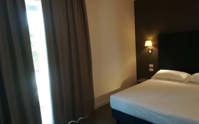 Garda Guest House