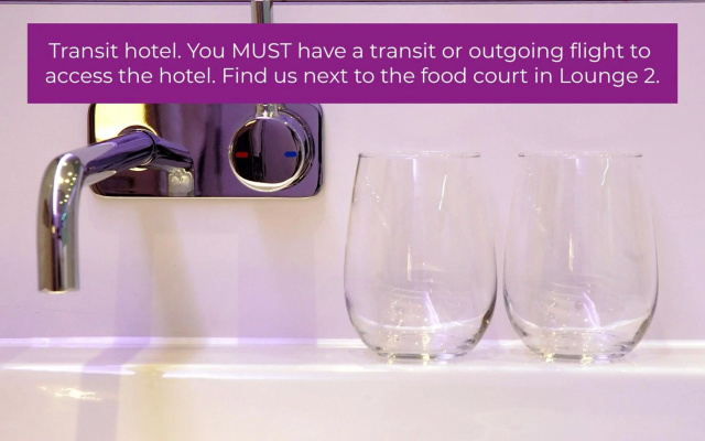 YOTELAIR Amsterdam Schiphol - Transit Hotel