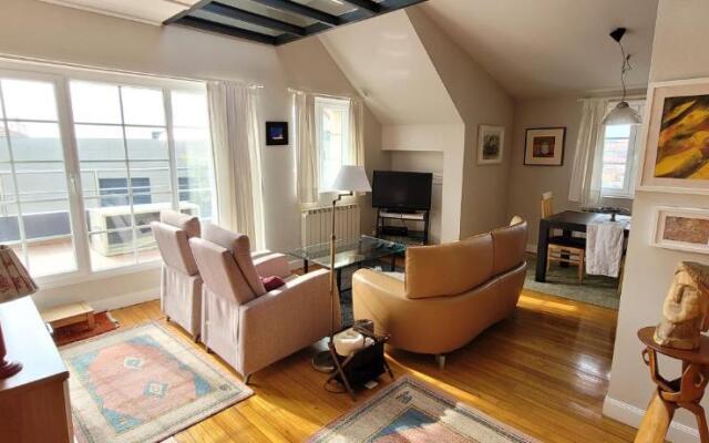ARRIGUNAGA BEACH VIEW Atico con Terraza y Parking