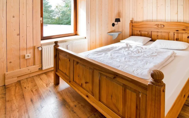 Cozy Holiday Home in Sourbrodt With Private Pool and Sauna