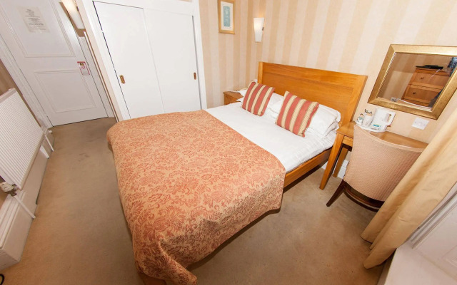 Whitsand Bay Hotel
