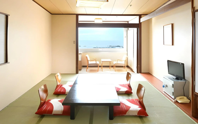 Grand Hotel Taiyo – Guest Rooms – Minamiboso