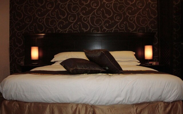 Noormans Hotels & Resort