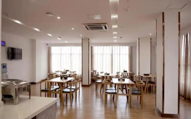 Greentree Inn Xianning Tongshan Yangdu Avenue Hotel