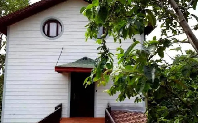 Vira Creek House