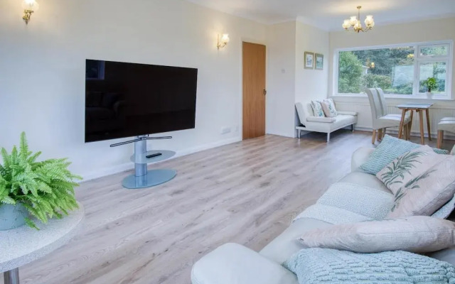 Longview - 4 Bedroom Holiday Home - Pembroke Dock