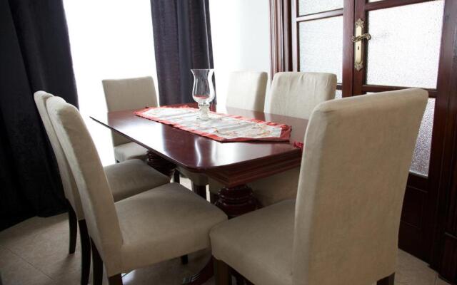 Apartamentos Plaza de Austria