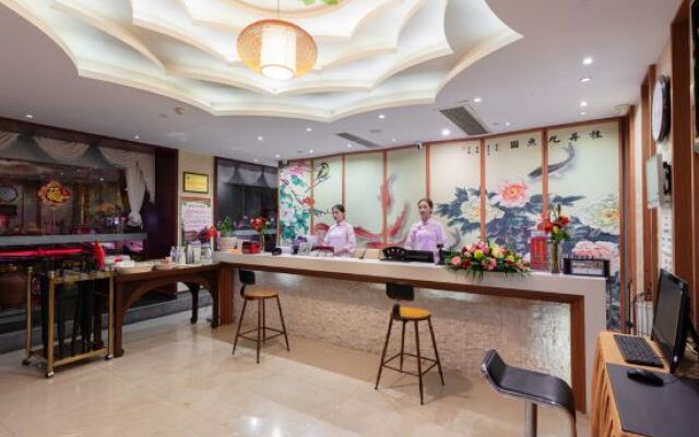 Pu'er Peony Holiday Inn
