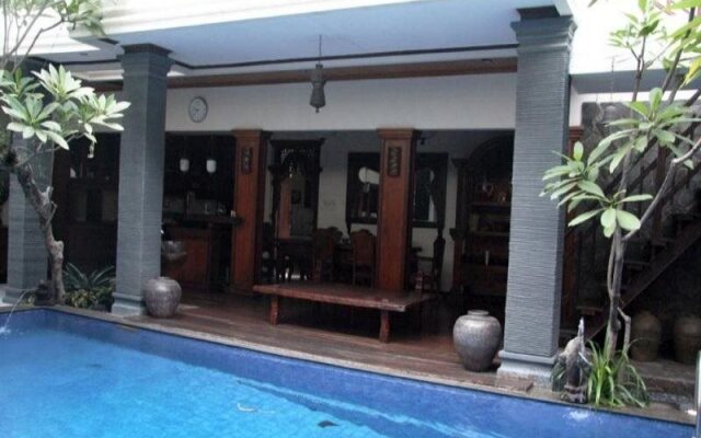 Hotel Keraton