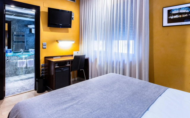Hotel Gran Via