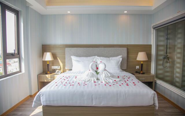 Golden Rose 3 Hotel Danang