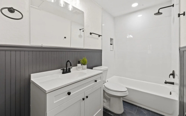 Sunny Palmetto Oasis: 4br Home With Private Pool 4 Bedroom Home by RedAwning