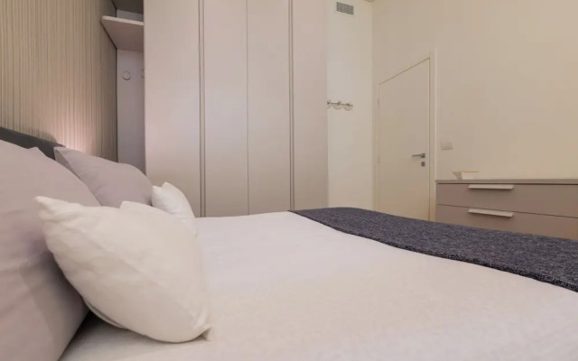 Elegant Home with Terrace